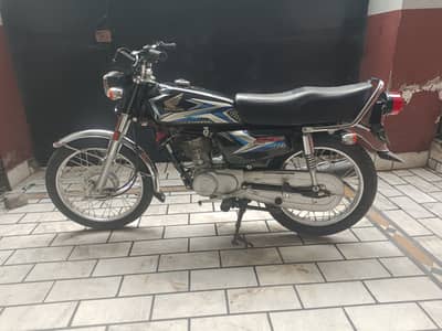 Honda CG 125 2025