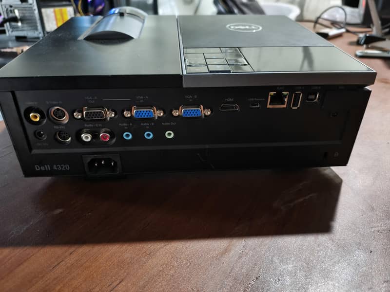Dell projector 10/10 condition 3