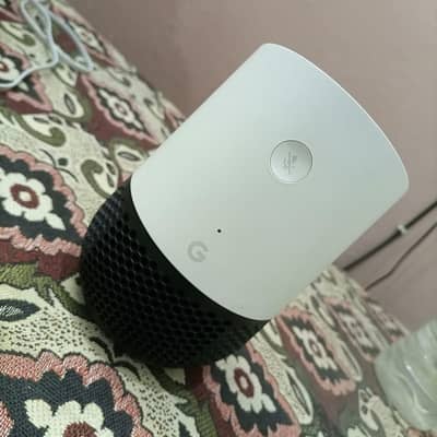 Google home assistant speaker and Google voice control
