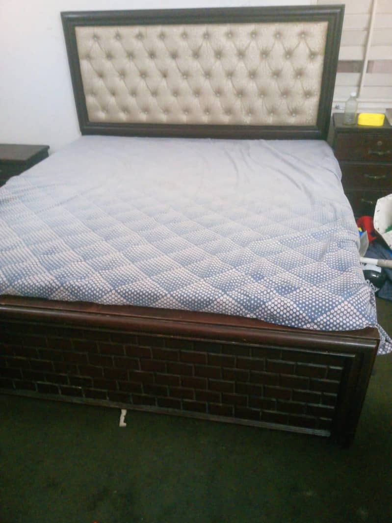 High Quality Bed Set 2