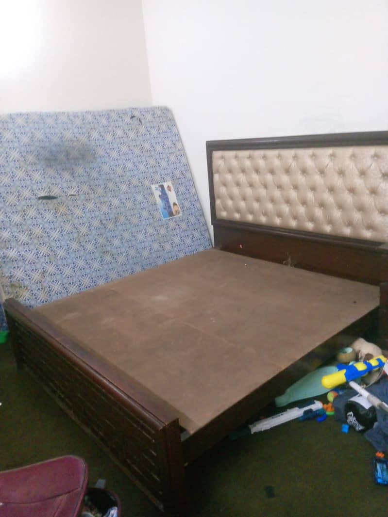 High Quality Bed Set 4