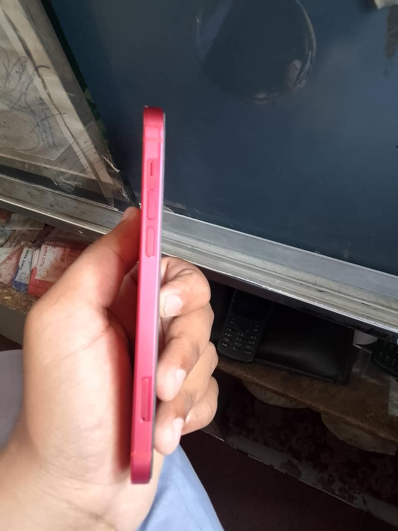 Apple iPhone 12 1