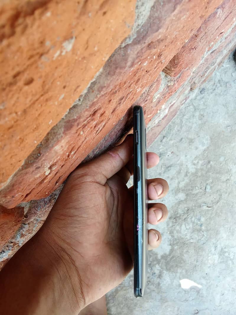 One Plus 6T 3