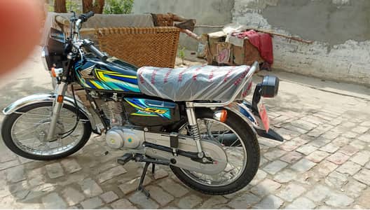 Honda CG 125 model 2026 _Clean _ 1st Owner Dera Ismail Khan
