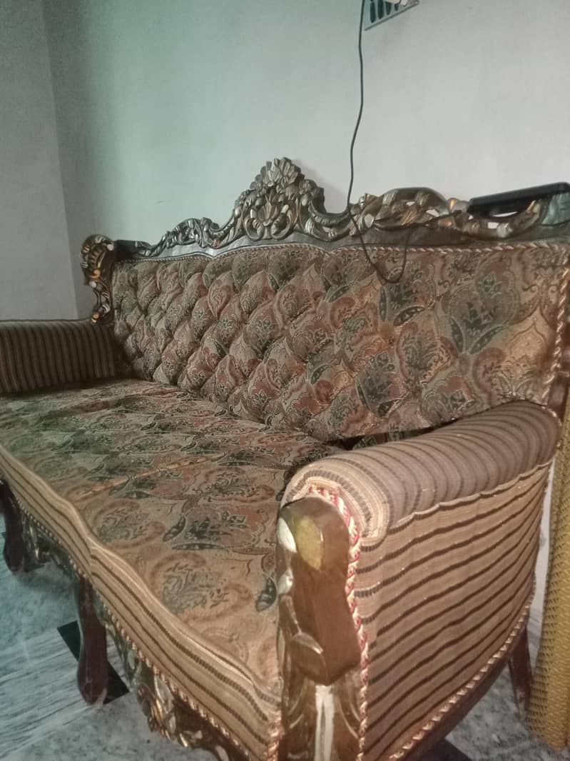 چینیوٹی صوفہ سیٹ برائے فروخت (Classic Chinioti Sofa Set) 0