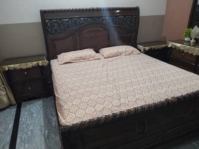 bed side table and dressing