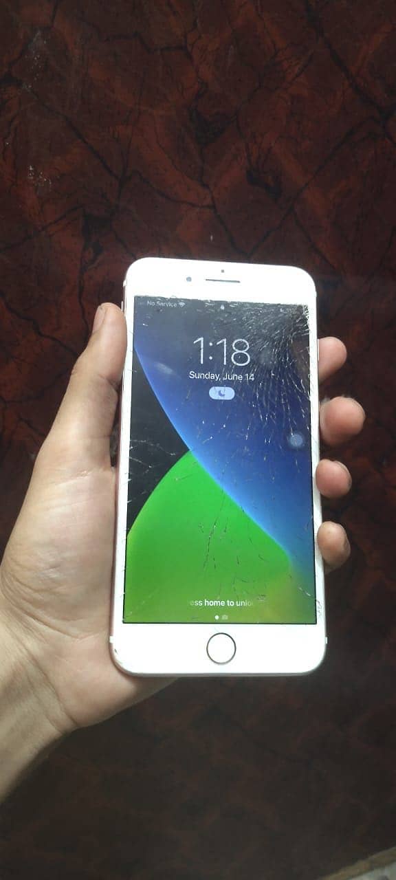 iPhone 7 3
