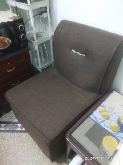 4 seater sofa