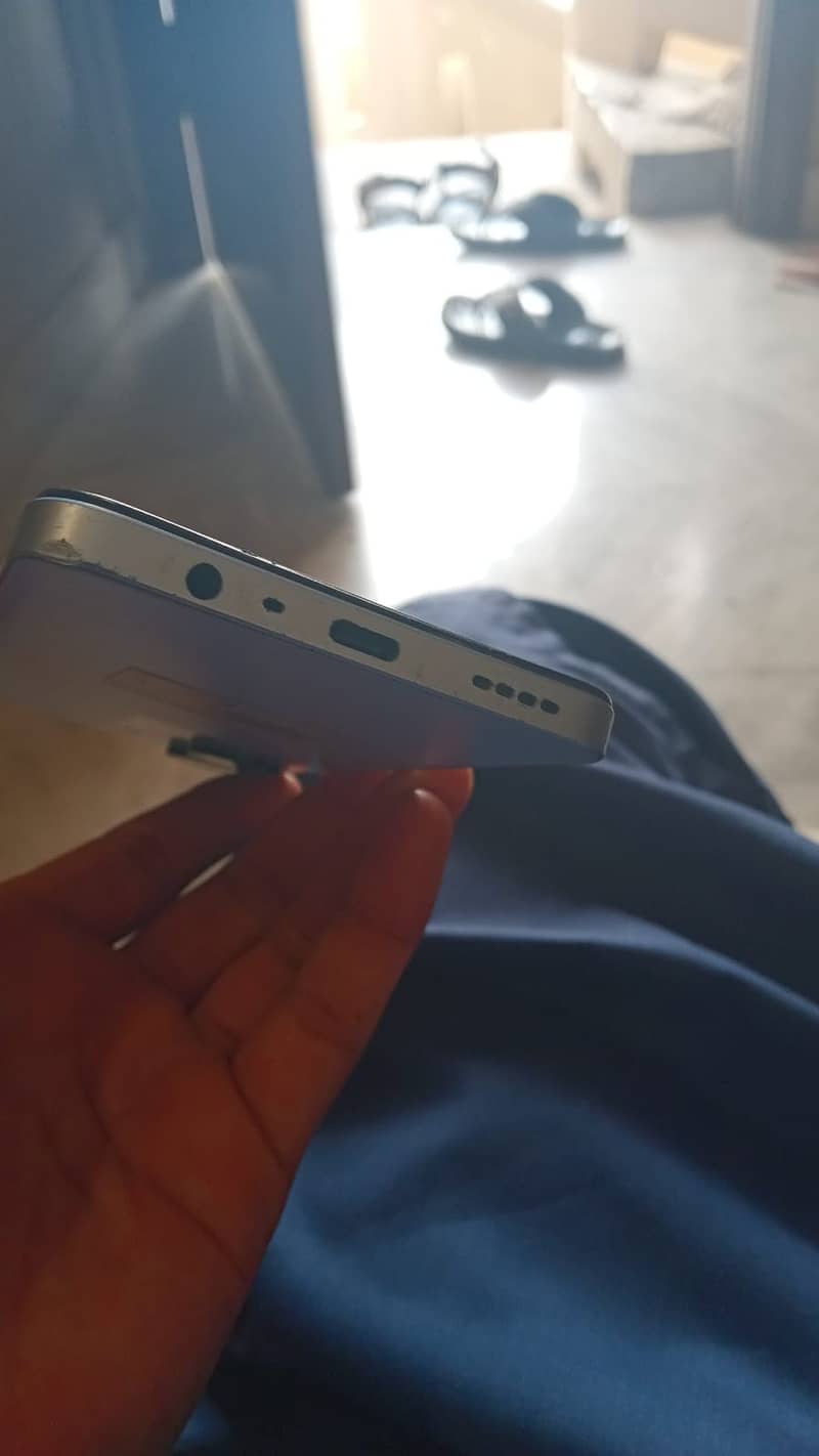 Realme Note 60 1