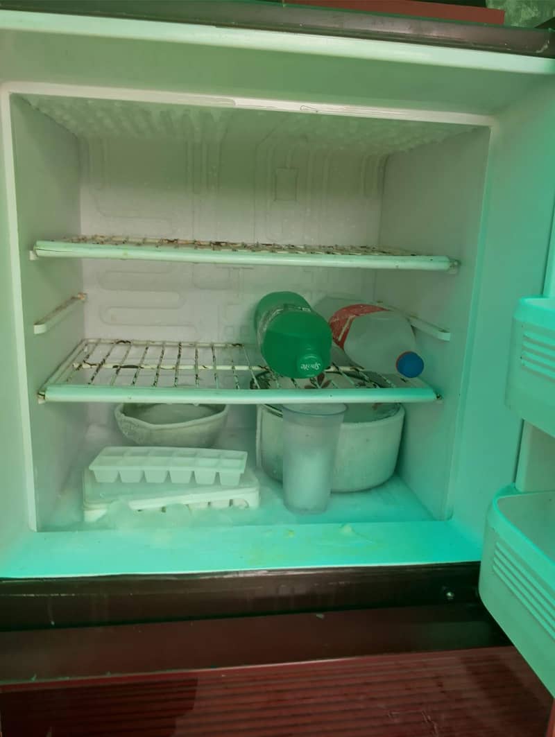 Orient refrigerator 1