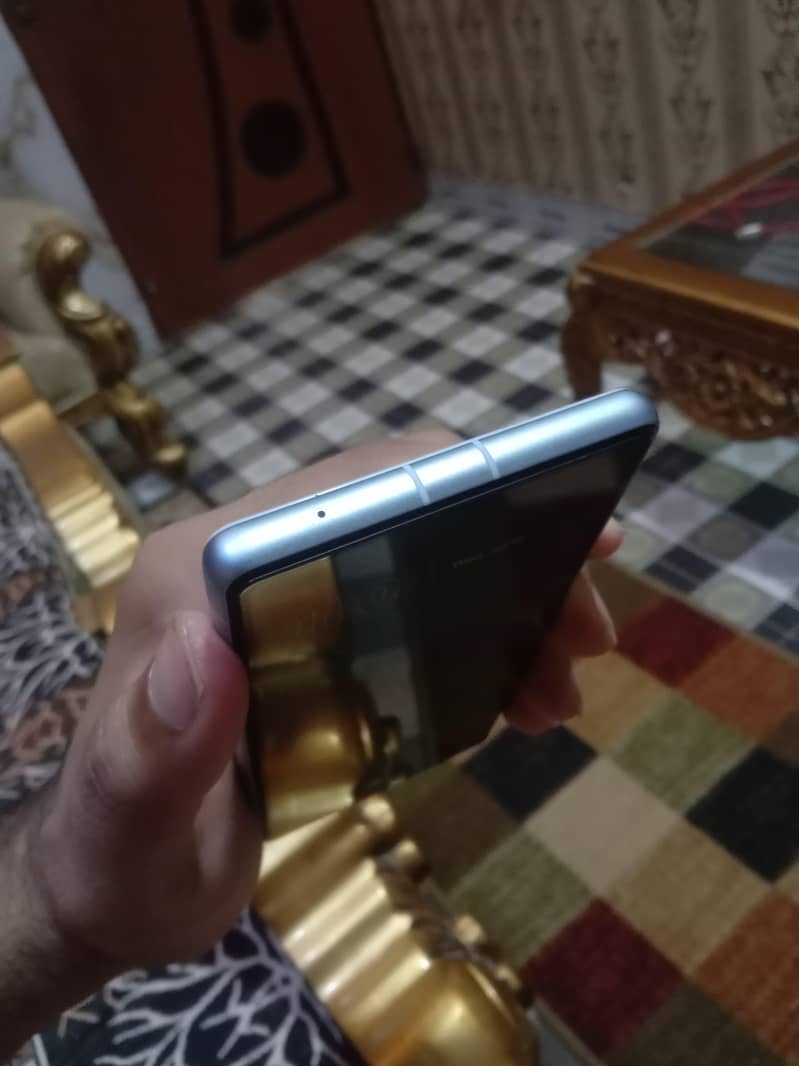 Google Pixel 7a 4