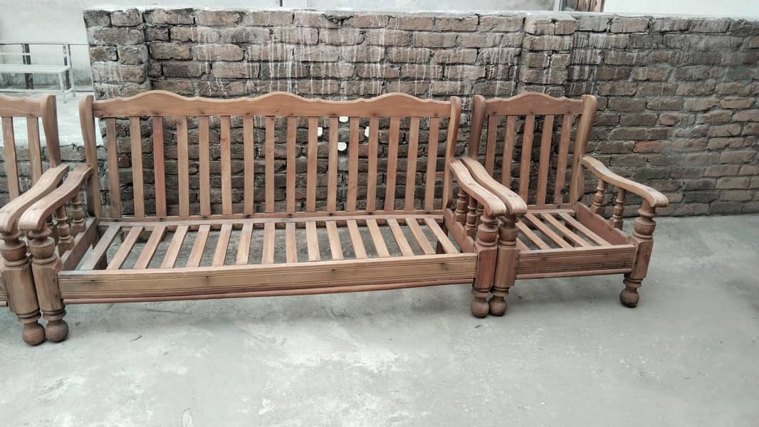 5 sitted sofa 3