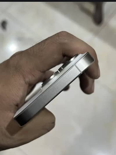 Apple iPhone 15 Pro