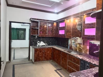 Avail Yourself A Great Prime Location 10 Marla House In Sahafi Colony