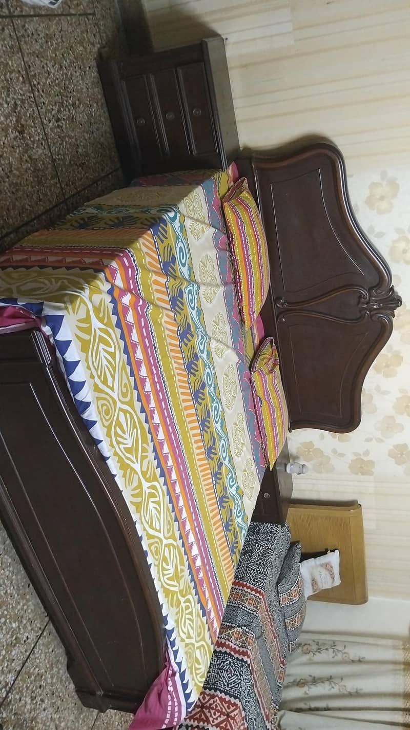 double bed with side racks 1