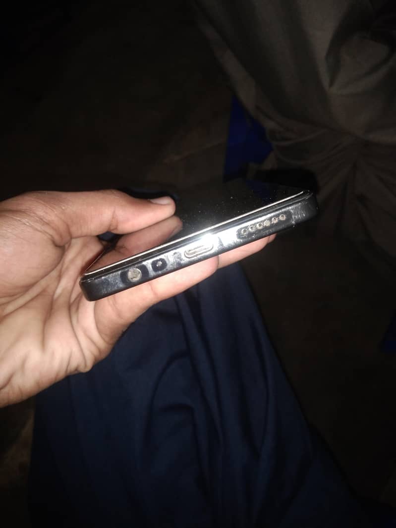 Tecno CAMON 30 1