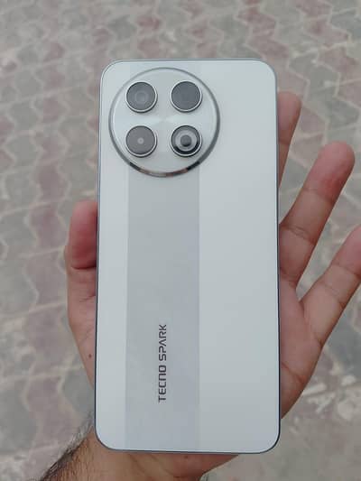 Tecno SPARK 30 Pro