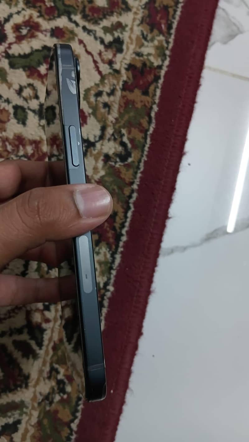 Apple iPhone 14 plus 3