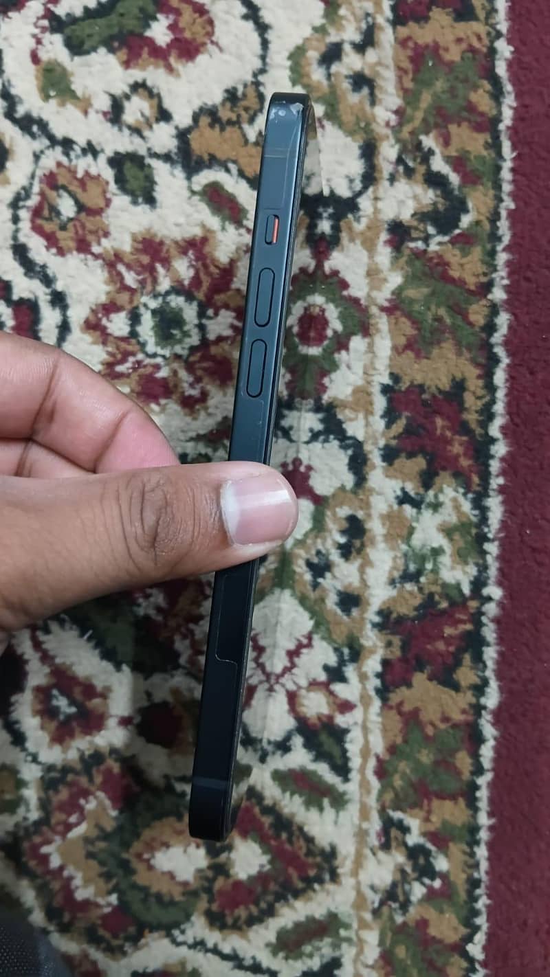 Apple iPhone 14 plus 4