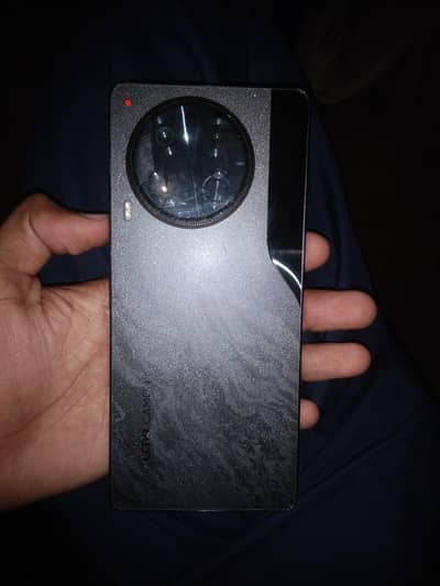 Tecno CAMON 30