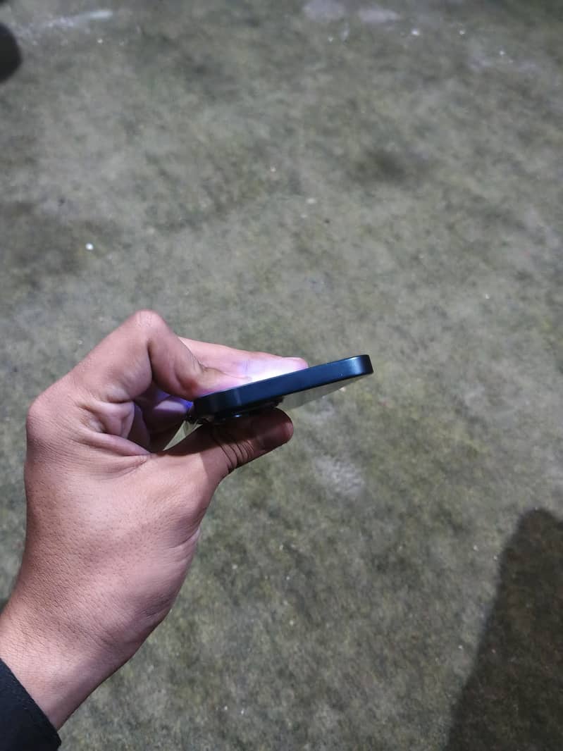 Iphone 14 4