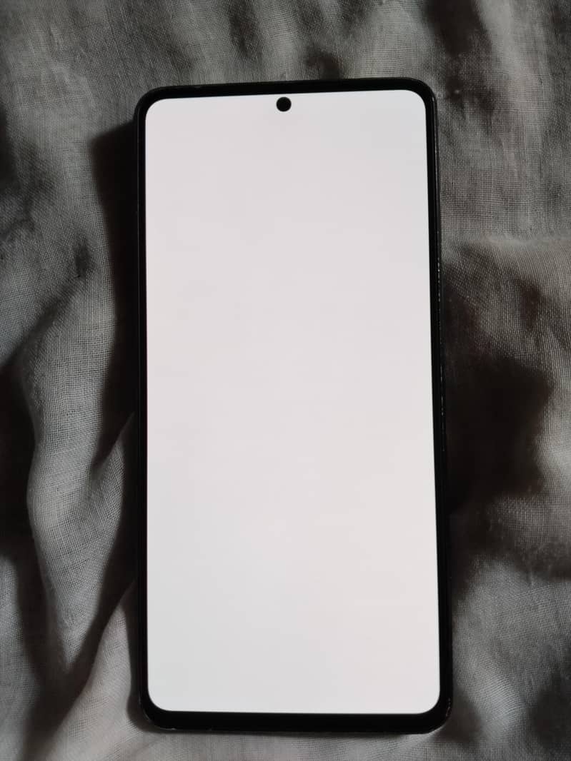 Sharp Aquos R7 5
