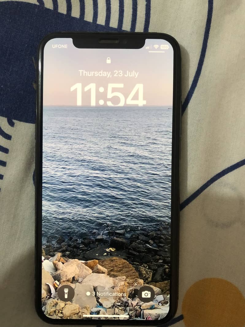IPHONE  XS PTA APPROVED 0