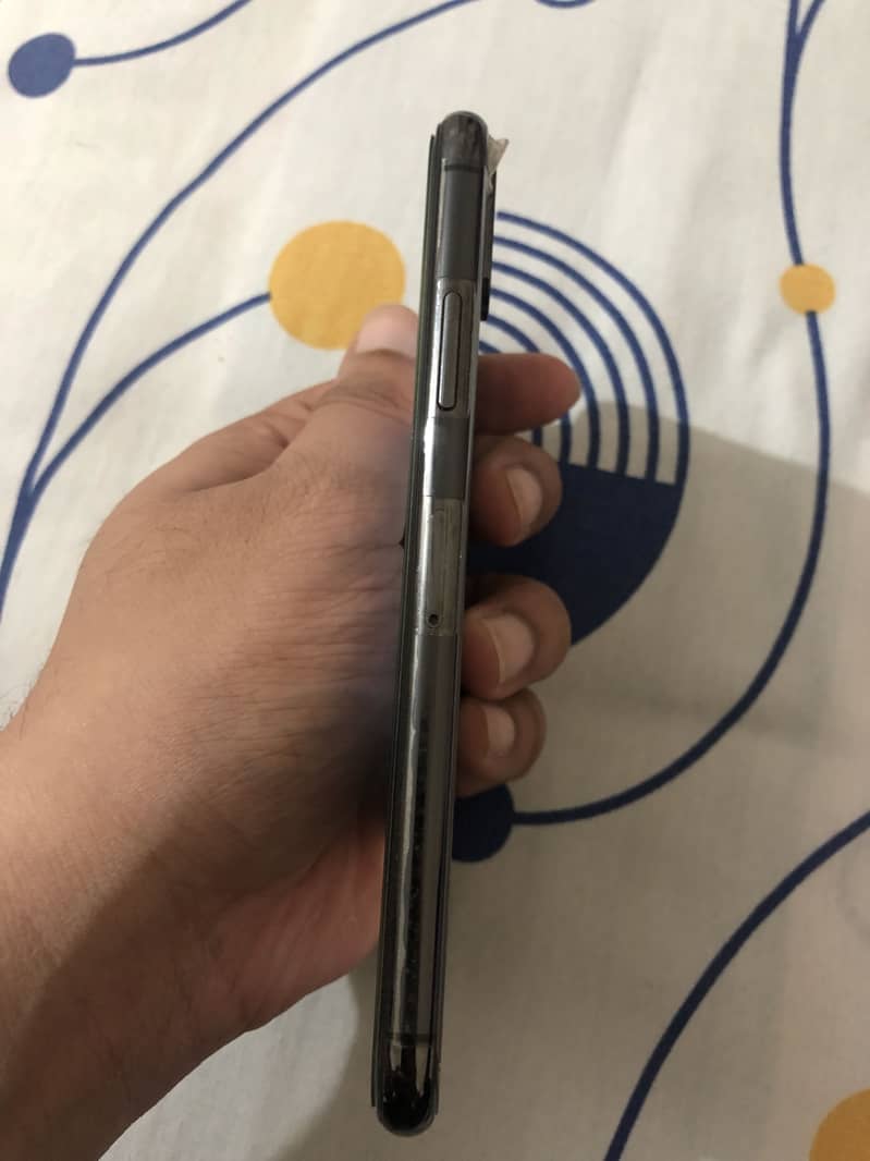 IPHONE  XS PTA APPROVED 1