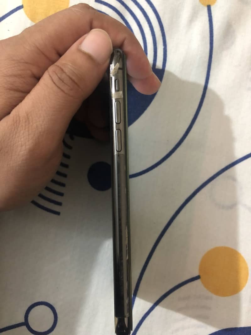 IPHONE  XS PTA APPROVED 3