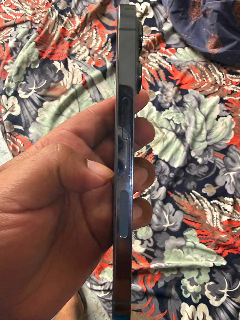 IPhone 13 Pro 2