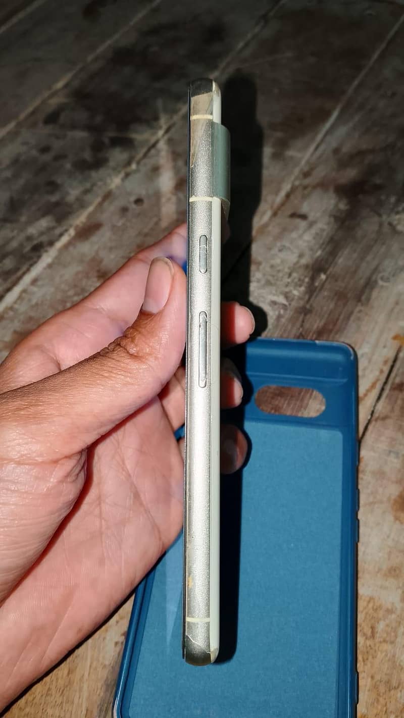 Google Pixel 7 3