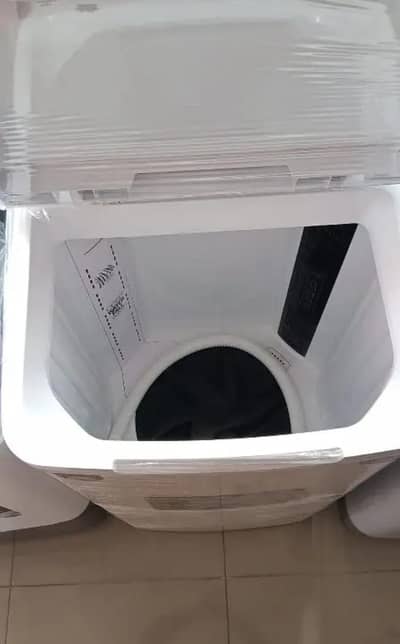 dawlance washing machine just 1 year used