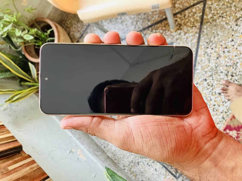 Pixel 8 3