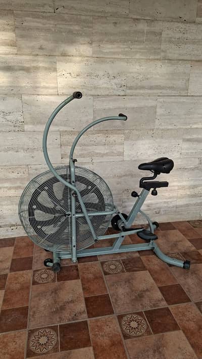 Heavy-Duty Dual-Action Airbike