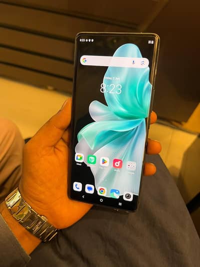 Vivo V30
