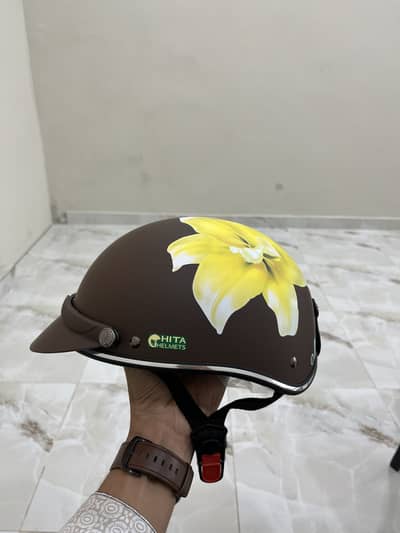 Half face helmet