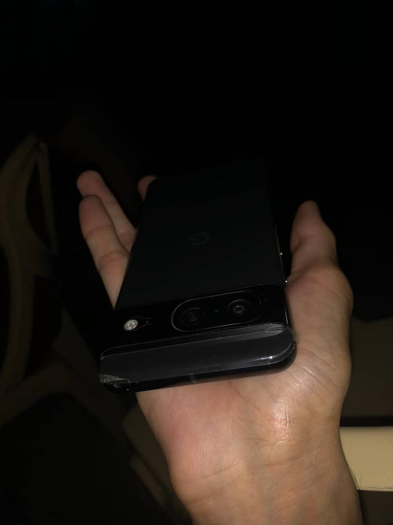 Google Pixel 8 6