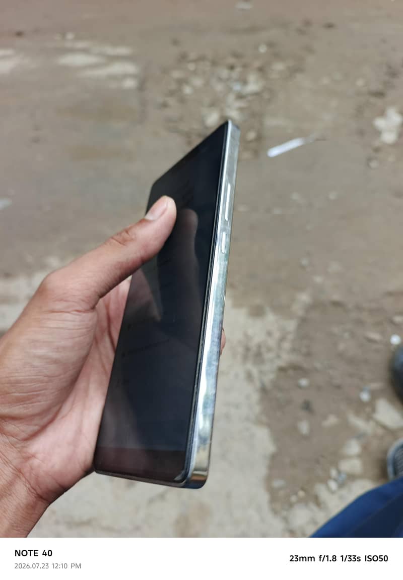 Infinix Note 40 2