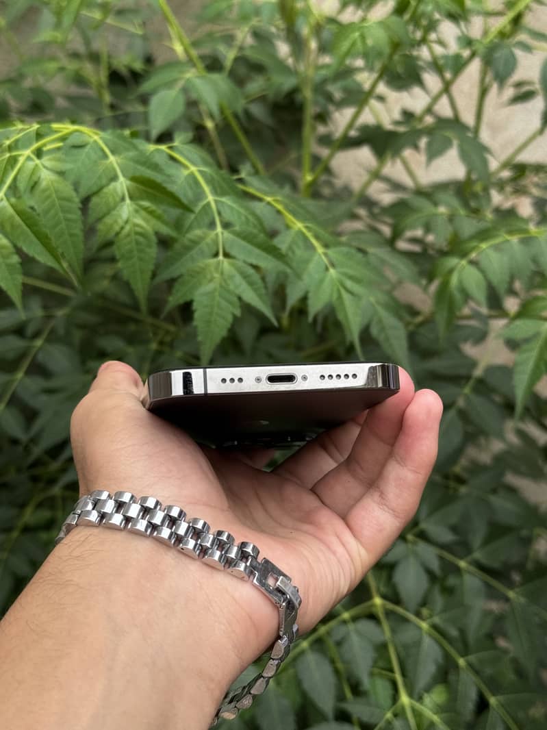 iPhone 13 Pro 5