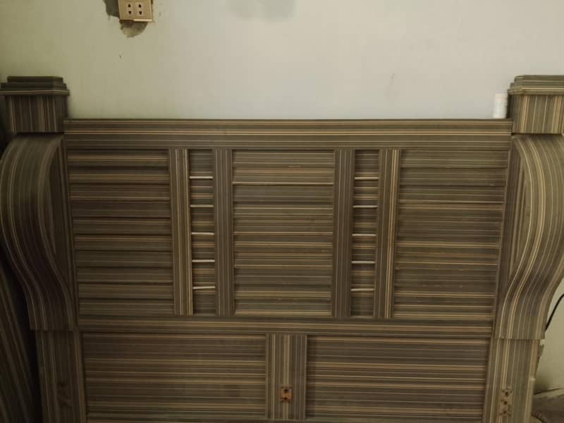 single bed 0
