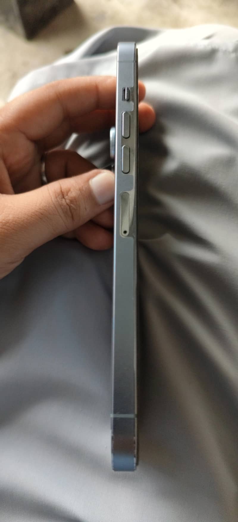 Apple iPhone 13 Pro Max 1