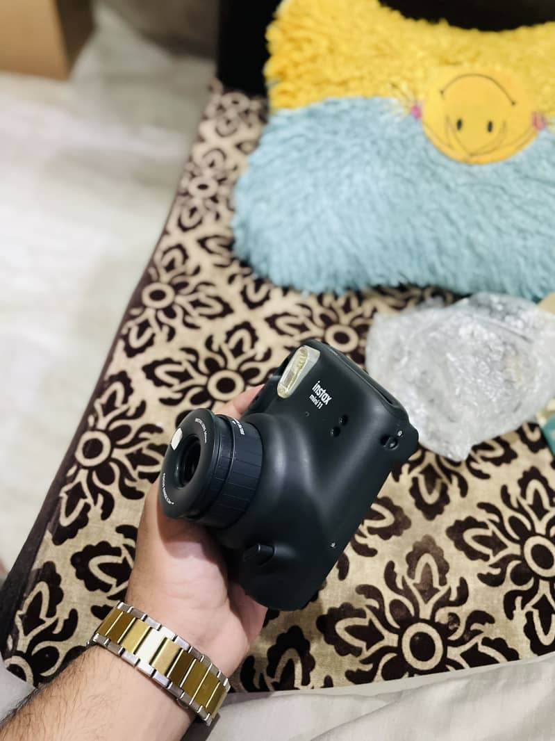 INSTAX CAMERA mini 11 0