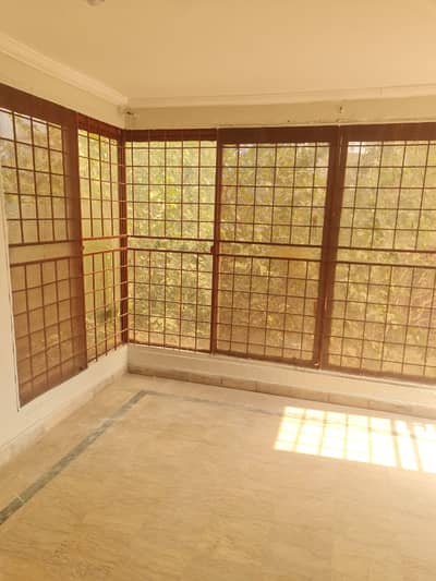 12 Marla upper Portion lower lock available for rent in H3 block near City School