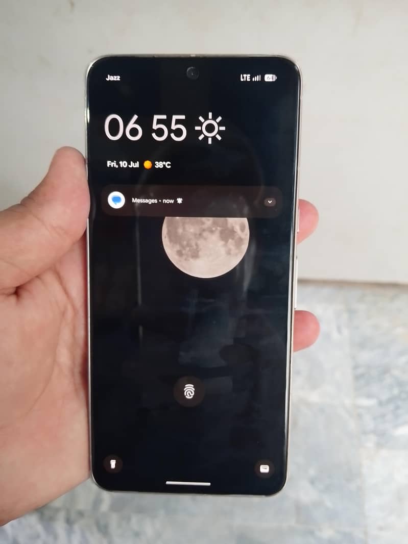 Google Pixel 8 Pro 0