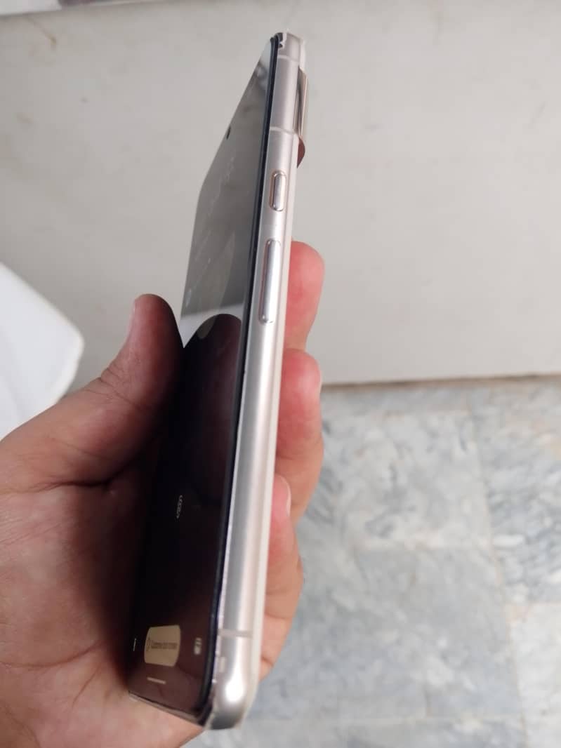 Google Pixel 8 Pro 3