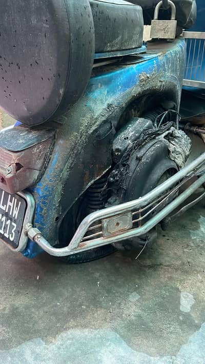 Vespa Blue - Restoration Project!  Vespa Blue - Restoration Project!