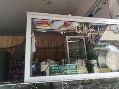 شیشے برائے فروخت
