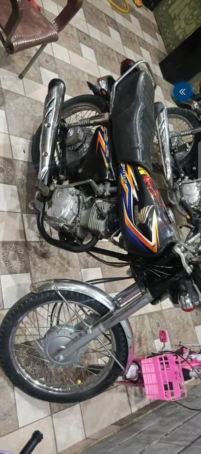 Honda 125 bike
