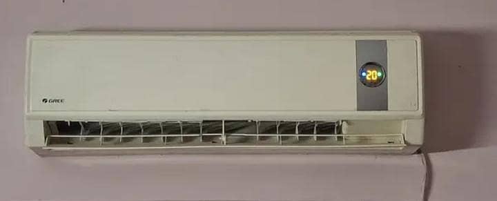 Gree 1.5 ton Non inverter Totally genuine No repier luch condition