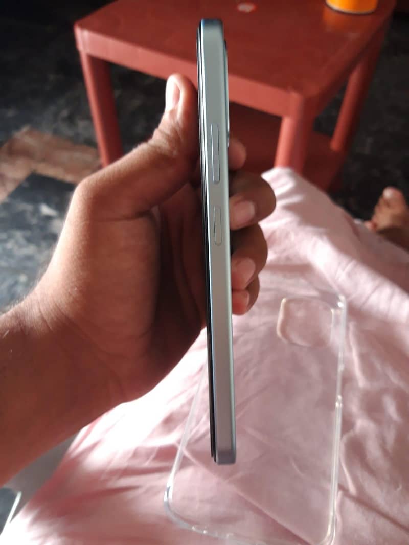 OPPO A6 1
